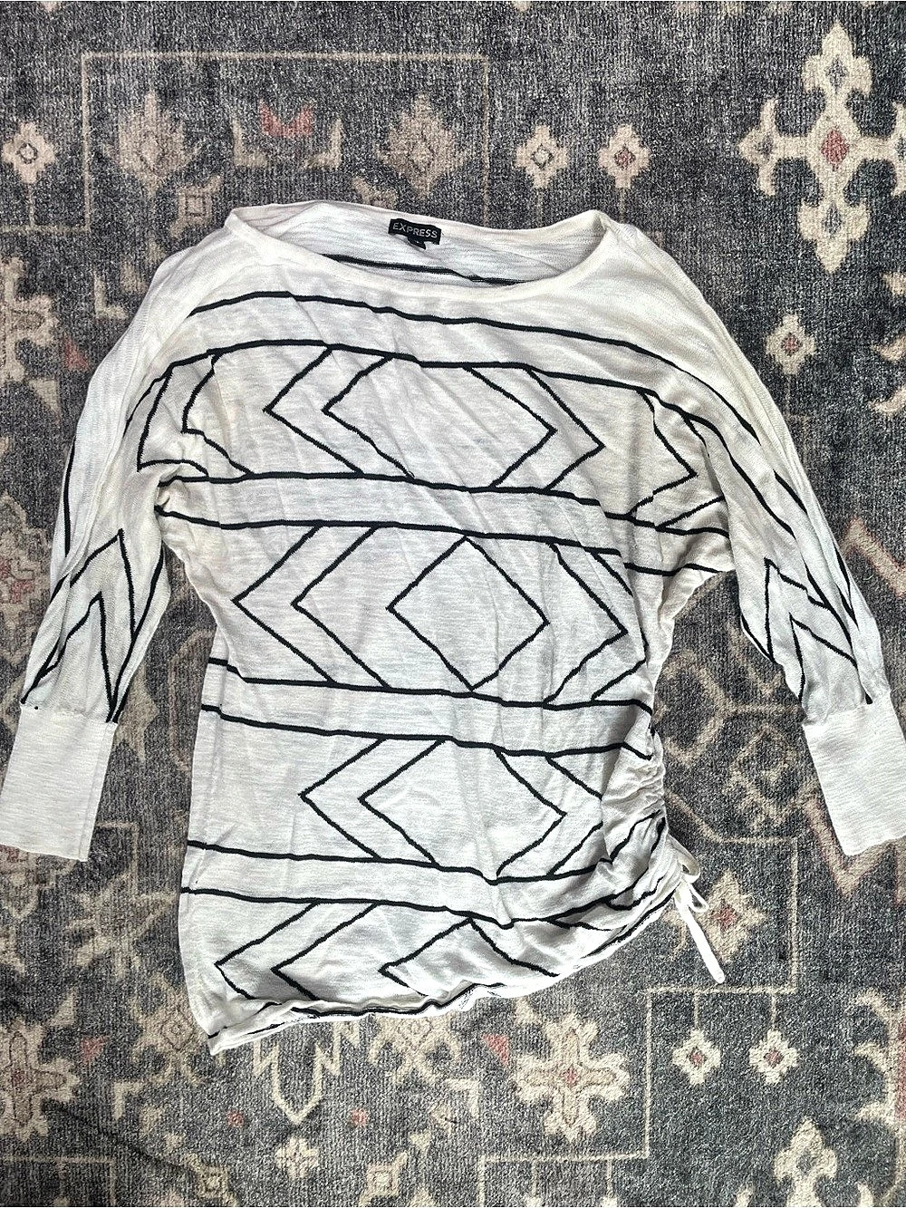 Express Geometric Long Sleeve Top